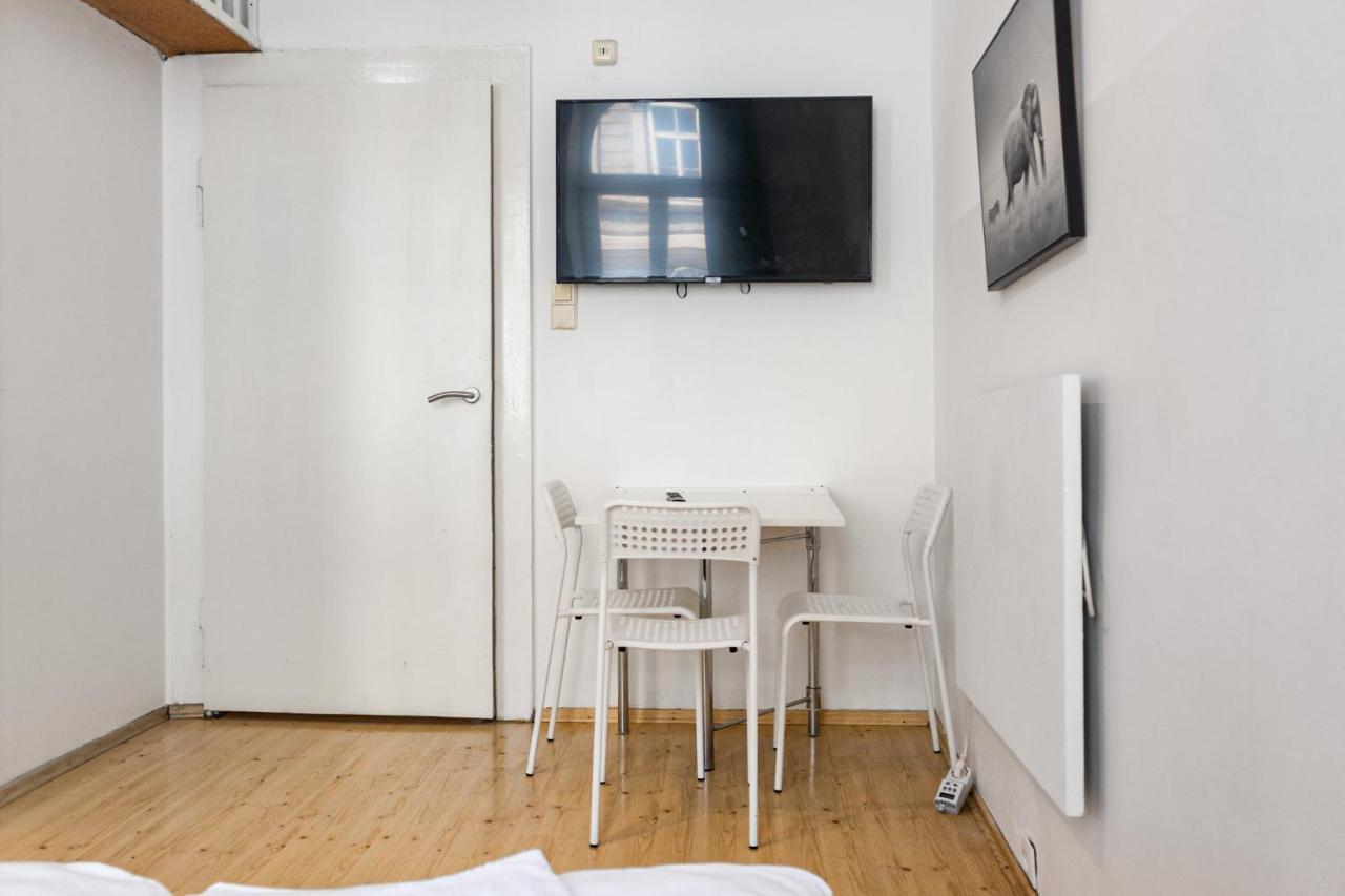 Attractive Apartment Near Wiener Stadthalle Ngoại thất bức ảnh